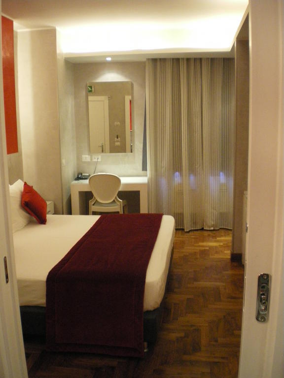 Gente Di Notte Hotel Frascati Ngoại thất bức ảnh