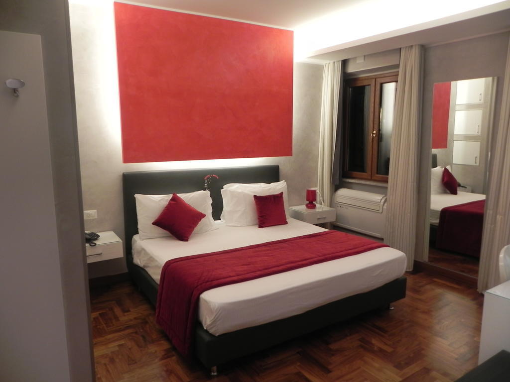 Gente Di Notte Hotel Frascati Phòng bức ảnh